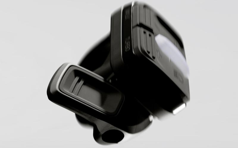 <p>De elektronische hendel voelt aan als een klassieke mechanische bediening – maar werkt soepeler. Dankzij de slimme sensoren in onze dropper konden we nieuwe intelligente functies toevoegen.</p>
